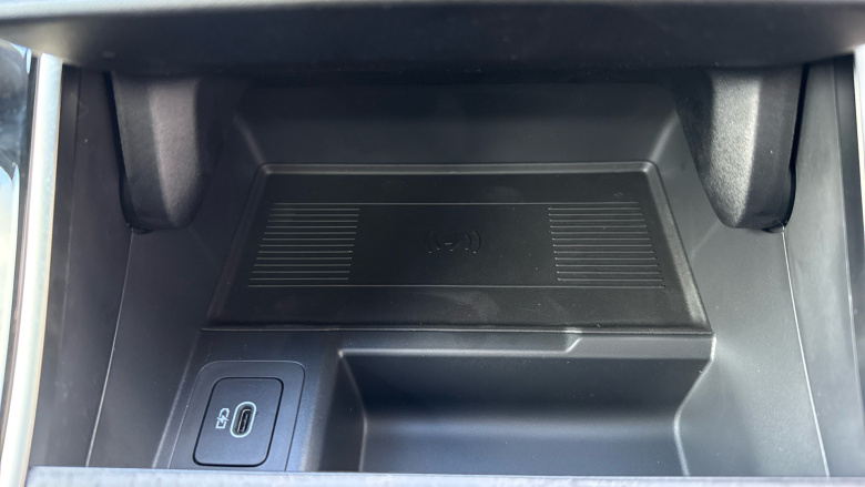 Land Rover Range Rover Evoque 2.0 D200 Autobiography 5dr Auto [Revised] Diesel Hatchback